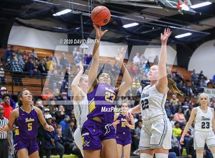 Thumbnail 3 in Lee's Summit West vs Belton (MSHSAA District Championship) photogallery.