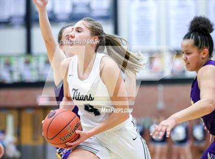 Thumbnail 1 in Lee's Summit West vs Belton (MSHSAA District Championship) photogallery.