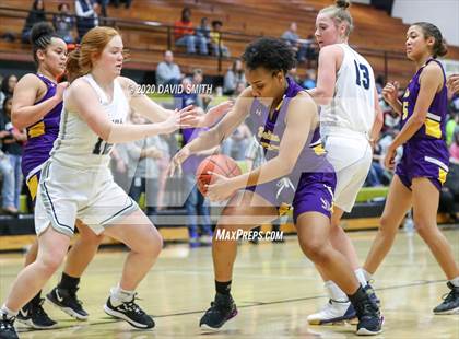 Thumbnail 1 in Lee's Summit West vs Belton (MSHSAA District Championship) photogallery.