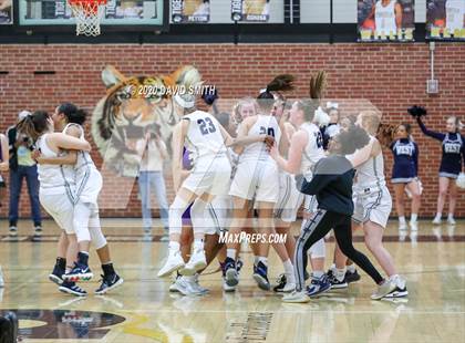 Thumbnail 2 in Lee's Summit West vs Belton (MSHSAA District Championship) photogallery.