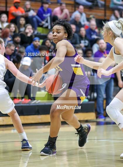 Thumbnail 2 in Lee's Summit West vs Belton (MSHSAA District Championship) photogallery.