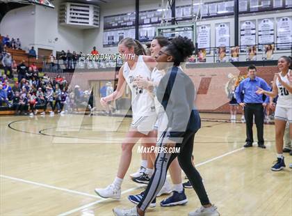Thumbnail 3 in Lee's Summit West vs Belton (MSHSAA District Championship) photogallery.