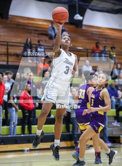 Thumbnail 2 in Lee's Summit West vs Belton (MSHSAA District Championship) photogallery.