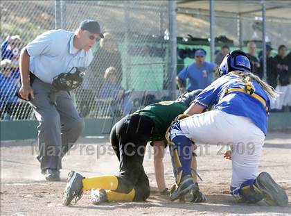 Thumbnail 3 in San Ramon Valley vs. Foothill (CIF NCS D1 Playoffs) photogallery.