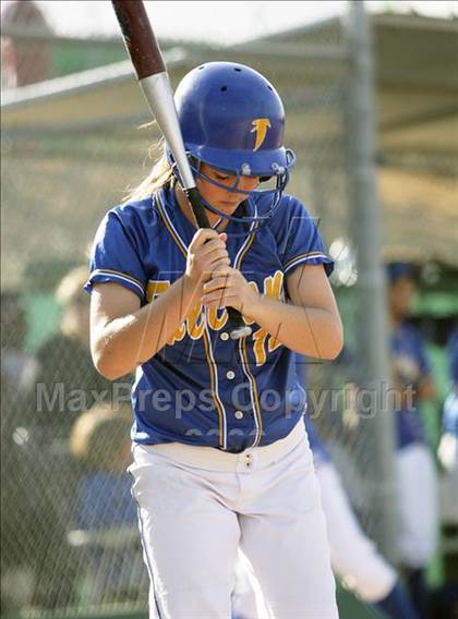 Thumbnail 3 in San Ramon Valley vs. Foothill (CIF NCS D1 Playoffs) photogallery.