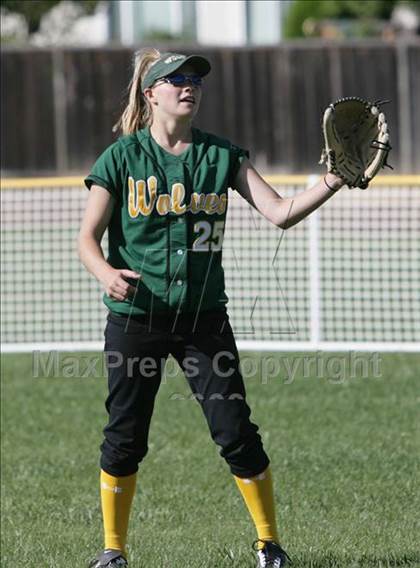 Thumbnail 2 in San Ramon Valley vs. Foothill (CIF NCS D1 Playoffs) photogallery.