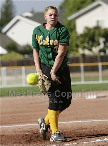 Thumbnail 3 in San Ramon Valley vs. Foothill (CIF NCS D1 Playoffs) photogallery.
