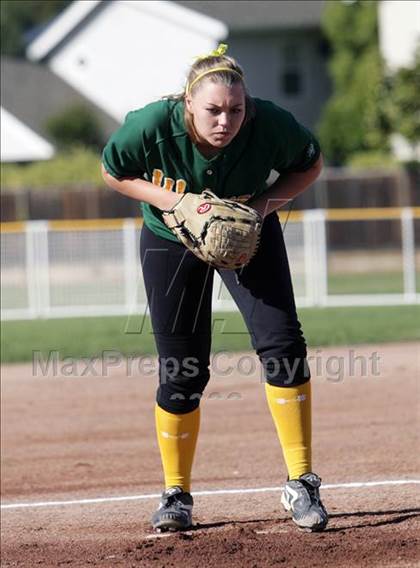 Thumbnail 3 in San Ramon Valley vs. Foothill (CIF NCS D1 Playoffs) photogallery.
