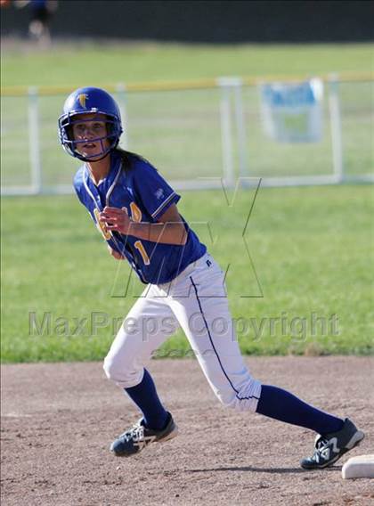 Thumbnail 1 in San Ramon Valley vs. Foothill (CIF NCS D1 Playoffs) photogallery.