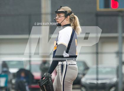 Thumbnail 2 in Neshannock @ Shenango photogallery.