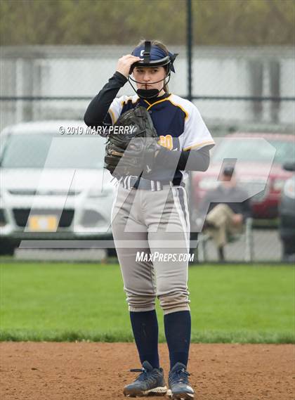 Thumbnail 3 in Neshannock @ Shenango photogallery.
