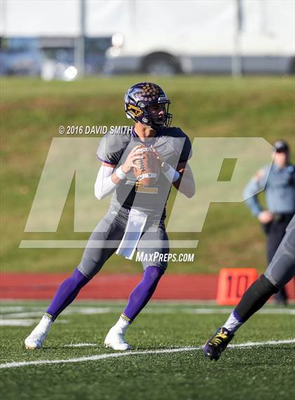 Thumbnail 2 in Hannibal @ Kearney (MSHSAA Class 4 Quarterfinal) photogallery.