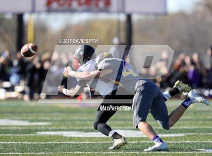 Thumbnail 3 in Hannibal @ Kearney (MSHSAA Class 4 Quarterfinal) photogallery.