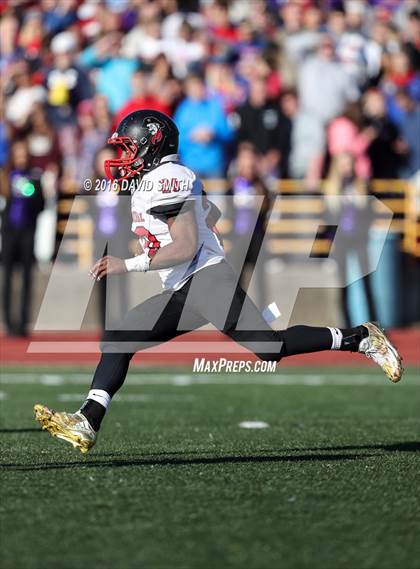 Thumbnail 2 in Hannibal @ Kearney (MSHSAA Class 4 Quarterfinal) photogallery.