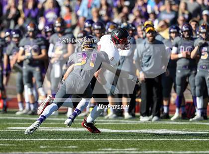 Thumbnail 3 in Hannibal @ Kearney (MSHSAA Class 4 Quarterfinal) photogallery.