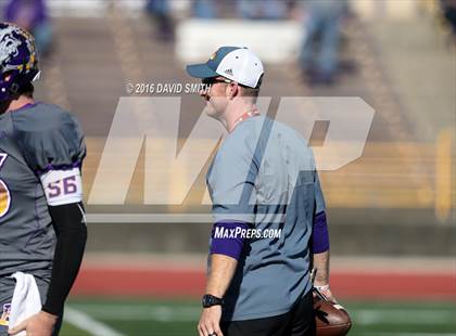 Thumbnail 2 in Hannibal @ Kearney (MSHSAA Class 4 Quarterfinal) photogallery.