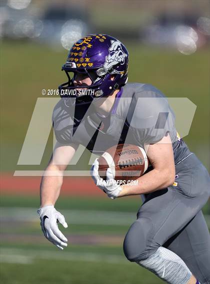 Thumbnail 1 in Hannibal @ Kearney (MSHSAA Class 4 Quarterfinal) photogallery.
