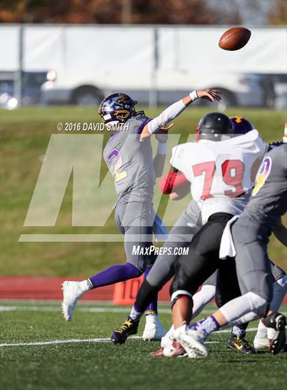 Thumbnail 1 in Hannibal @ Kearney (MSHSAA Class 4 Quarterfinal) photogallery.
