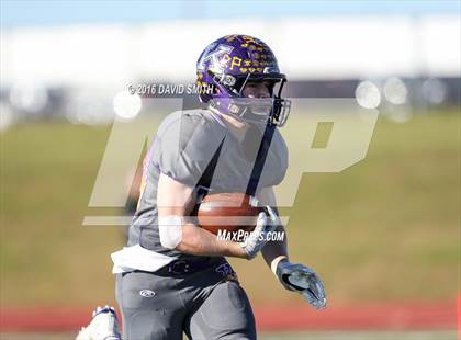Thumbnail 2 in Hannibal @ Kearney (MSHSAA Class 4 Quarterfinal) photogallery.