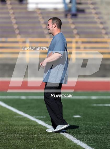 Thumbnail 2 in Hannibal @ Kearney (MSHSAA Class 4 Quarterfinal) photogallery.