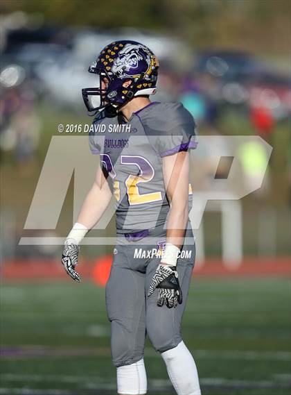 Thumbnail 3 in Hannibal @ Kearney (MSHSAA Class 4 Quarterfinal) photogallery.