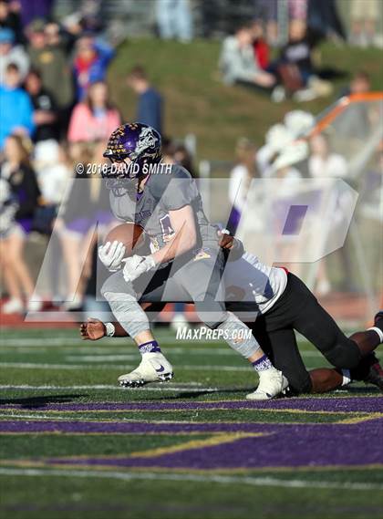 Thumbnail 2 in Hannibal @ Kearney (MSHSAA Class 4 Quarterfinal) photogallery.