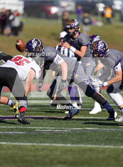 Thumbnail 3 in Hannibal @ Kearney (MSHSAA Class 4 Quarterfinal) photogallery.