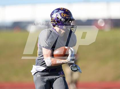 Thumbnail 3 in Hannibal @ Kearney (MSHSAA Class 4 Quarterfinal) photogallery.