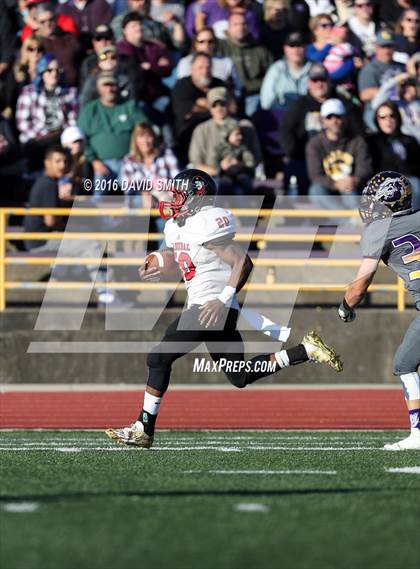 Thumbnail 3 in Hannibal @ Kearney (MSHSAA Class 4 Quarterfinal) photogallery.