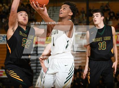 Thumbnail 2 in West Linn vs. Jesuit (Les Schwab Invitational) photogallery.