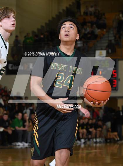 Thumbnail 3 in West Linn vs. Jesuit (Les Schwab Invitational) photogallery.