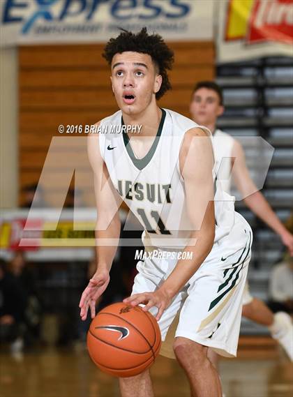 Thumbnail 1 in West Linn vs. Jesuit (Les Schwab Invitational) photogallery.