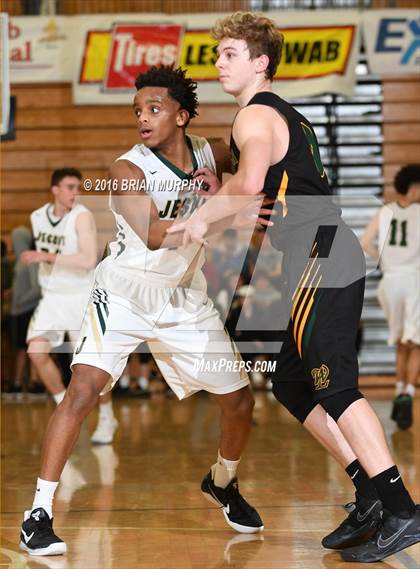 Thumbnail 3 in West Linn vs. Jesuit (Les Schwab Invitational) photogallery.