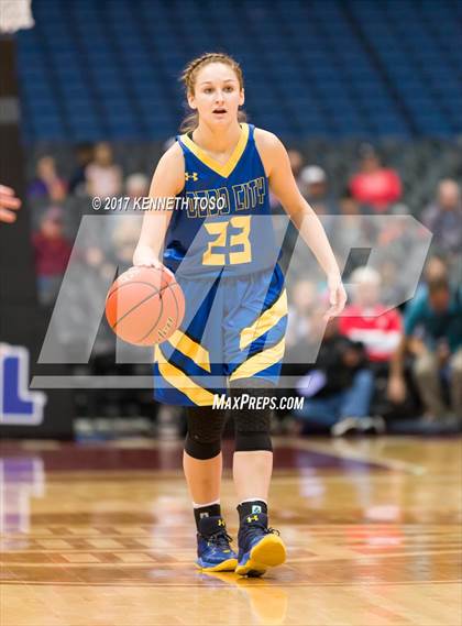Thumbnail 2 in Dodd City vs. Nazareth (UIL 1A Final)  photogallery.