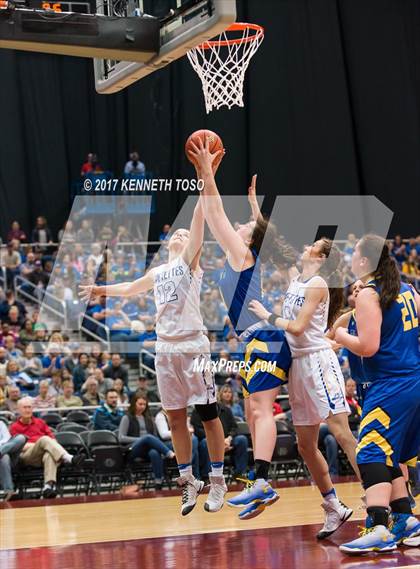 Thumbnail 2 in Dodd City vs. Nazareth (UIL 1A Final)  photogallery.