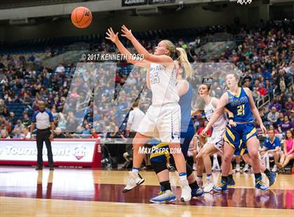 Thumbnail 2 in Dodd City vs. Nazareth (UIL 1A Final)  photogallery.