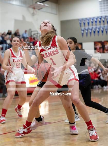 Thumbnail 1 in Tokay @ Lodi photogallery.