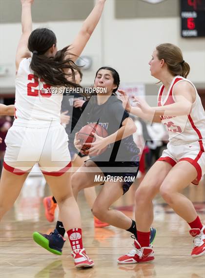 Thumbnail 1 in Tokay @ Lodi photogallery.