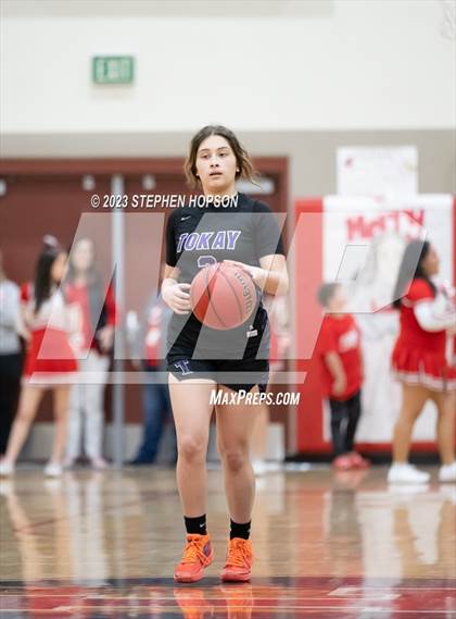 Thumbnail 2 in Tokay @ Lodi photogallery.