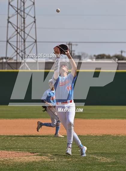 Thumbnail 1 in Antonian Prep vs Boerne (San Antonio Comal Classic) photogallery.