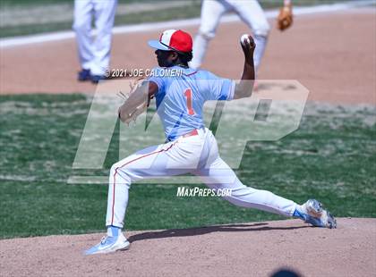 Thumbnail 3 in Antonian Prep vs Boerne (San Antonio Comal Classic) photogallery.