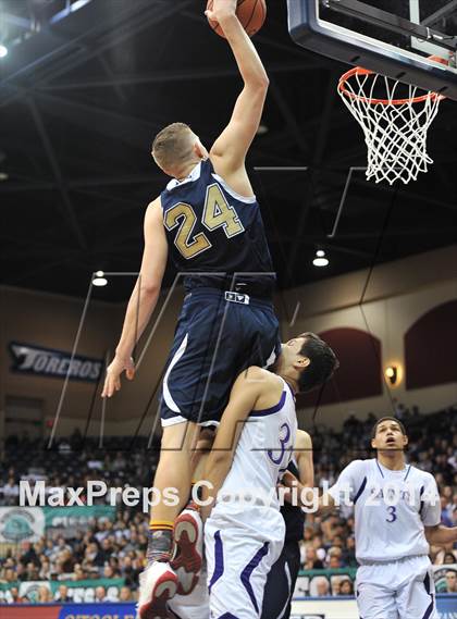Thumbnail 1 in St. Augustine Vs La Costa Canyon (CIF SDS Open Division Final) photogallery.