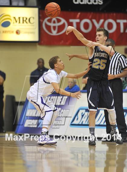 Thumbnail 3 in St. Augustine Vs La Costa Canyon (CIF SDS Open Division Final) photogallery.
