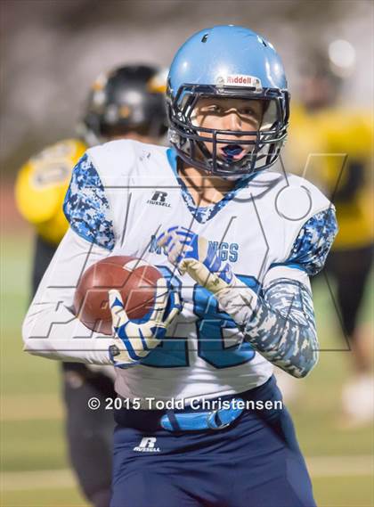 Thumbnail 2 in Ralston Valley vs. Arapahoe photogallery.