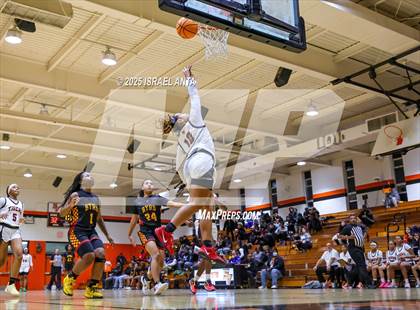 Thumbnail 2 in Douglas Byrd @ South View photogallery.