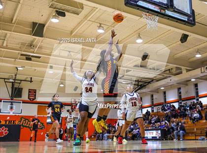 Thumbnail 1 in Douglas Byrd @ South View photogallery.