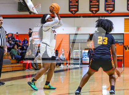 Thumbnail 3 in Douglas Byrd @ South View photogallery.