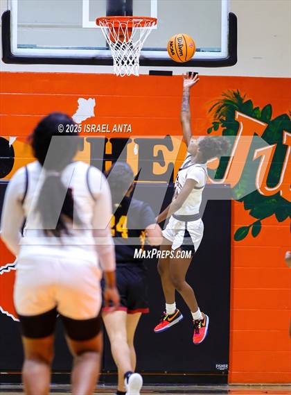 Thumbnail 3 in Douglas Byrd @ South View photogallery.