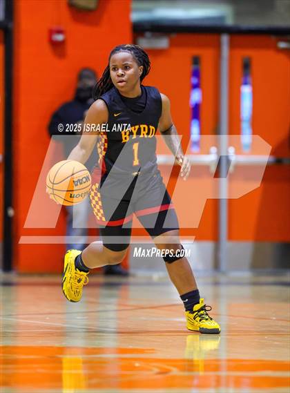Thumbnail 2 in Douglas Byrd @ South View photogallery.