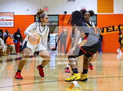 Thumbnail 3 in Douglas Byrd @ South View photogallery.